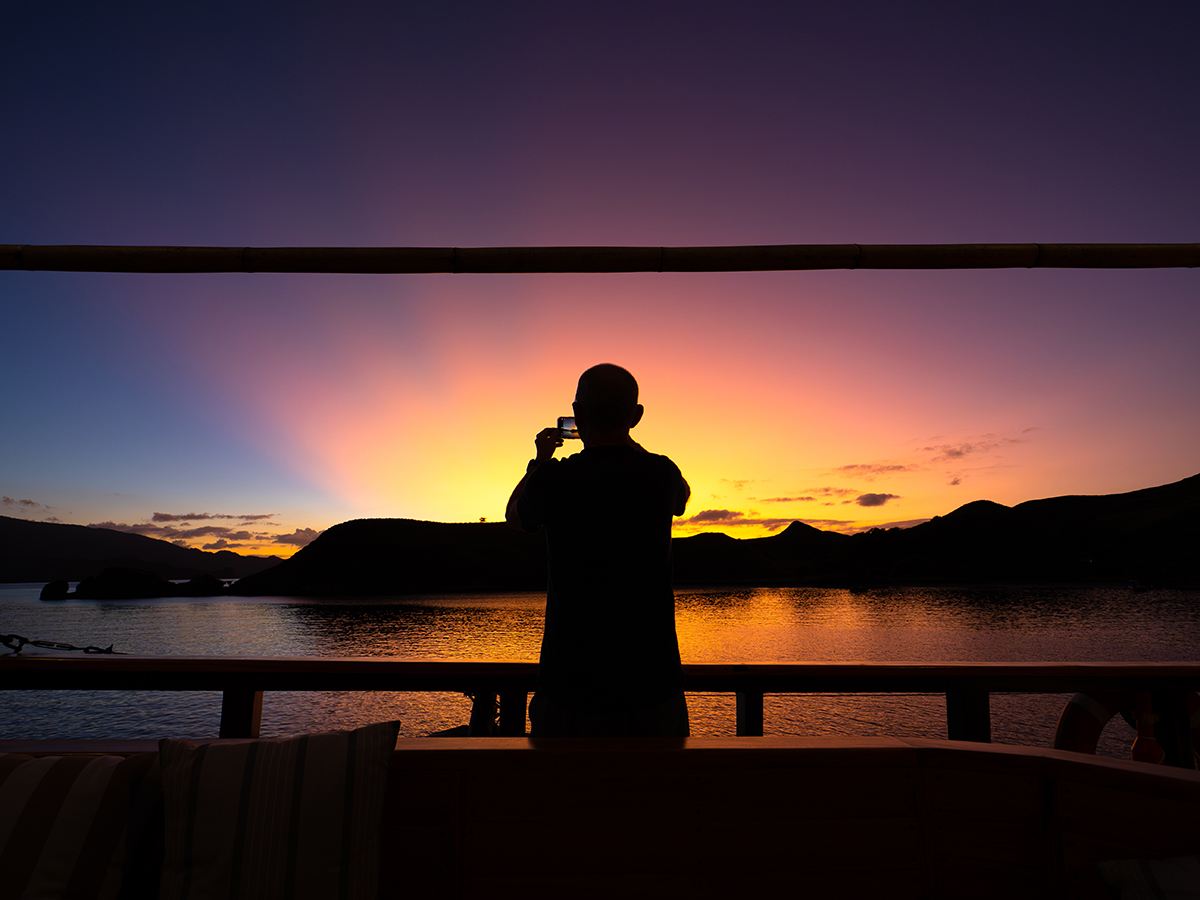 Queen of kings 3.jpg